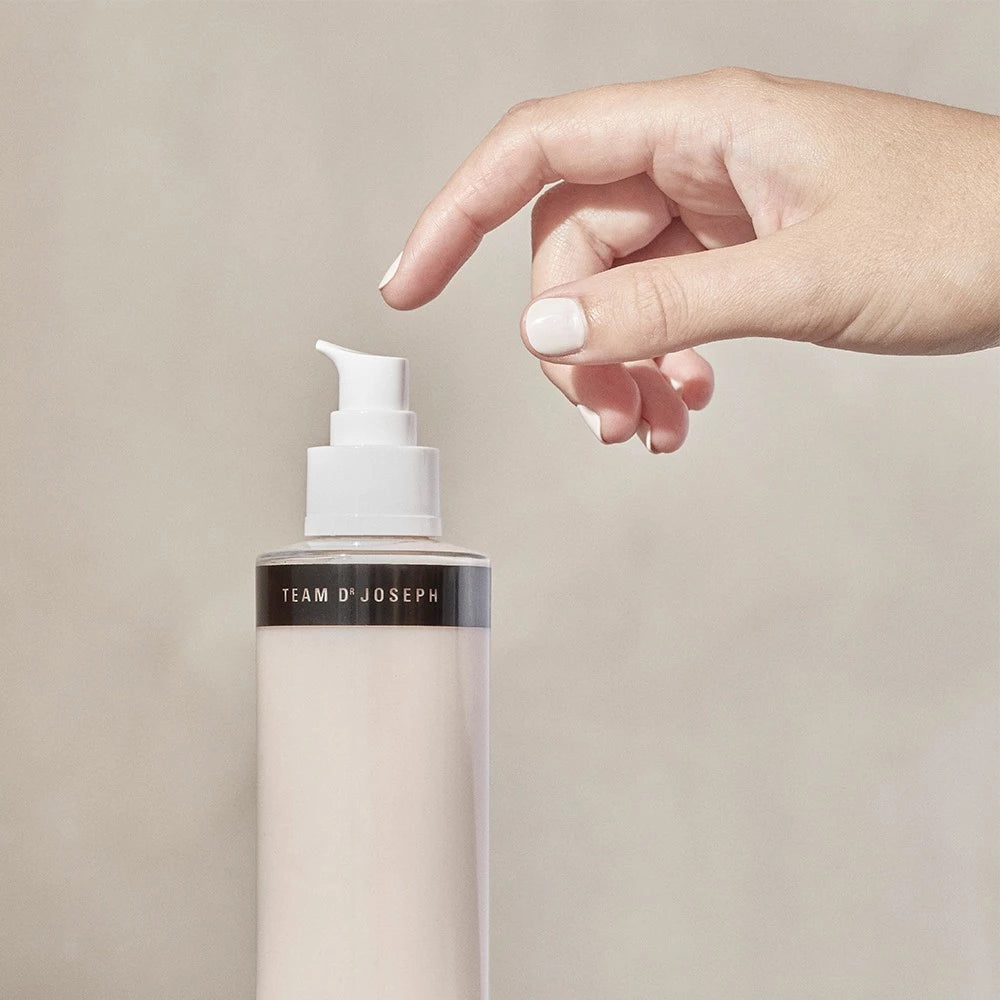 Delicate Cleansing Milk