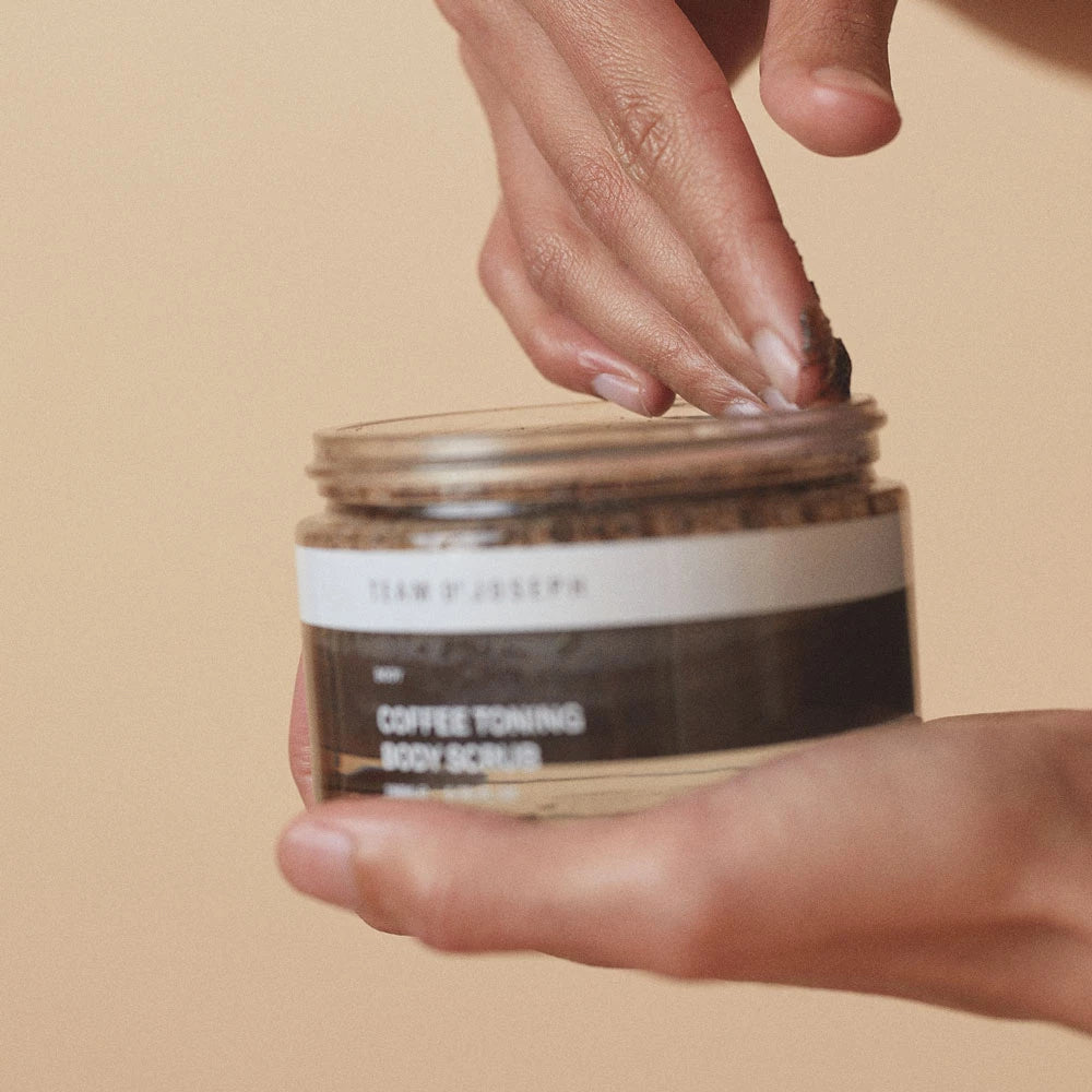 Coffee toning body scrub